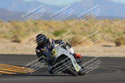 media/Oct-29-2022-CVMA (Sat) [[14c0aa3b66]]/Race 9 Amateur Supersport Middleweight/